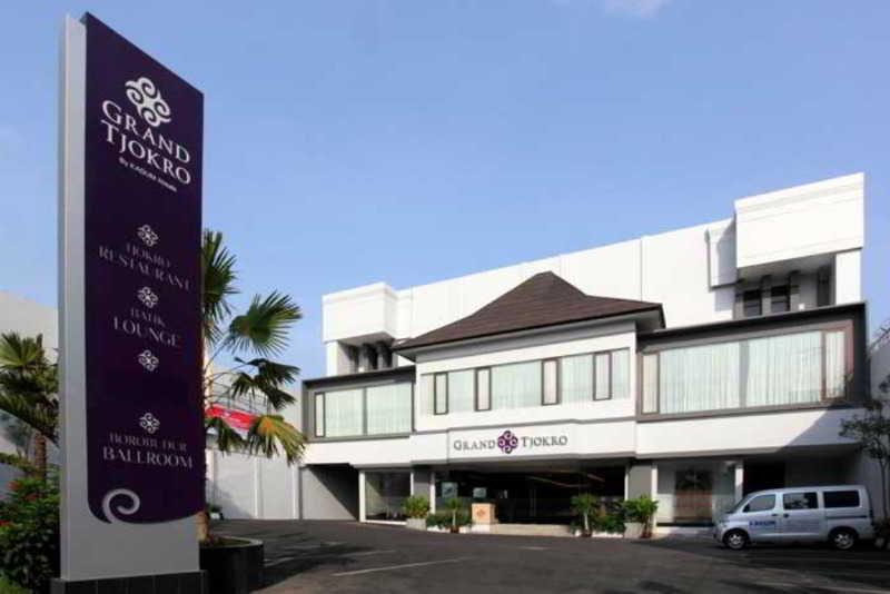 Tjokro Hotel Klaten Exterior photo
