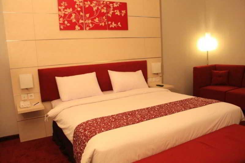 Tjokro Hotel Klaten Exterior photo