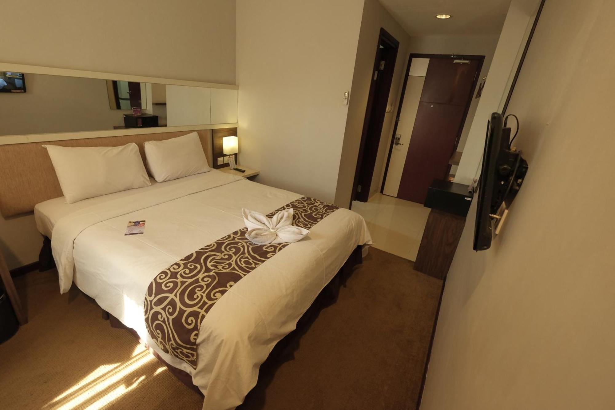 Tjokro Hotel Klaten Exterior photo