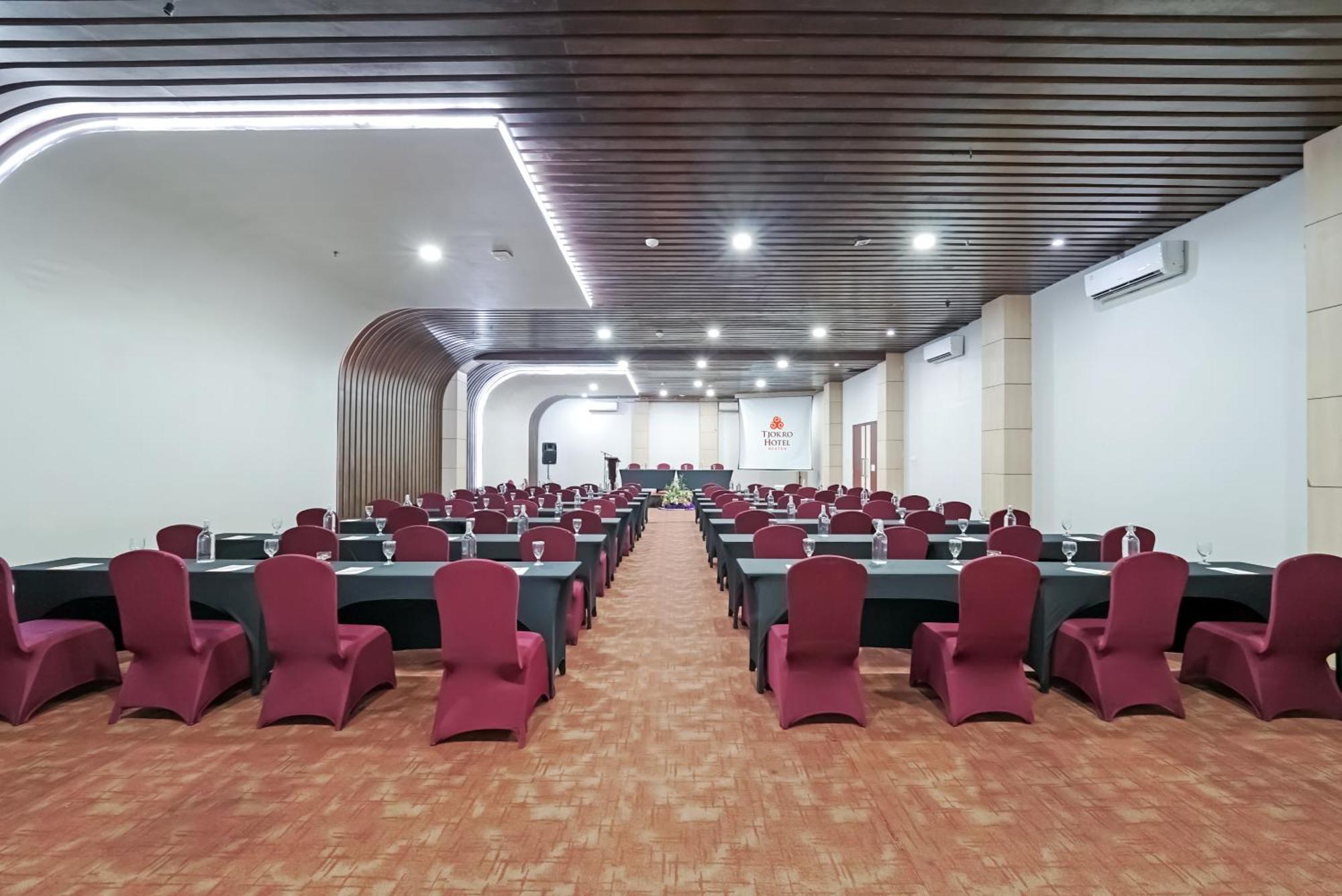 Tjokro Hotel Klaten Exterior photo