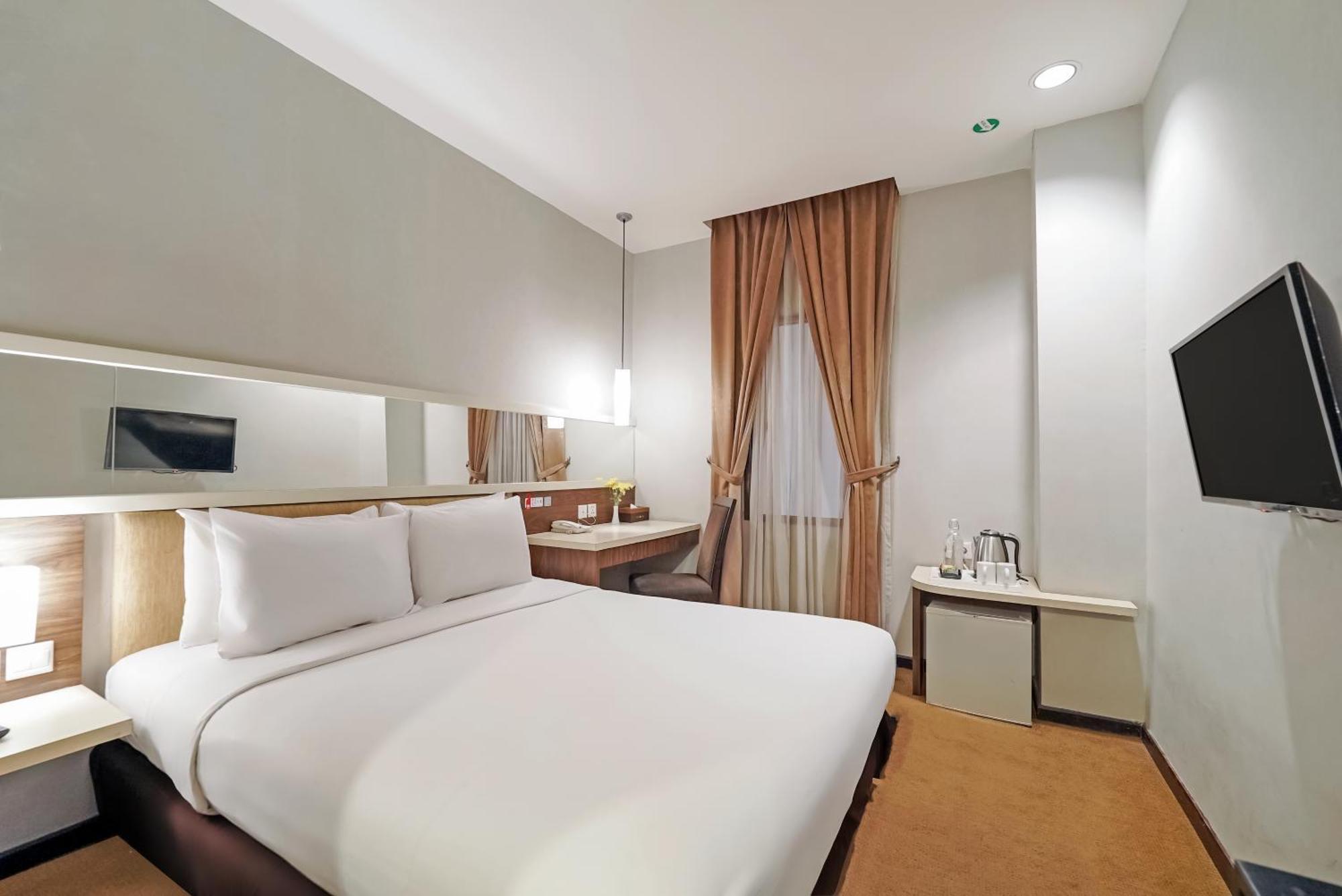 Tjokro Hotel Klaten Exterior photo