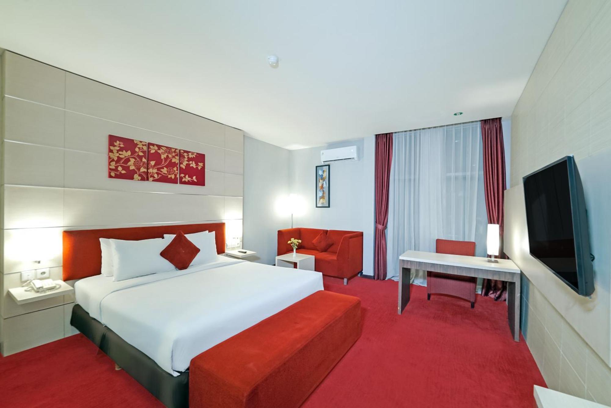 Tjokro Hotel Klaten Exterior photo